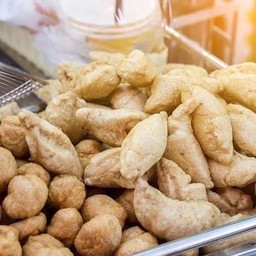 ลูกชิ้นปลาระเบิด