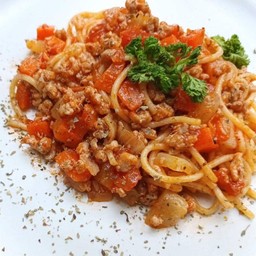 สปาเก็ตตี้ซอสมะเขือเทศ