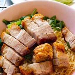 ชายสี่ บะหมี่เกี๊ยว บางคูวัด