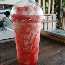 สตอเบอรี่นมสด(ปั่น)