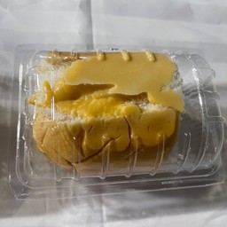 ขนมปังนึ่ง (หมู่บ้านสิวารมณ์ บางปู)