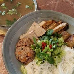 ปุ่นจ๋า