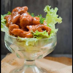 ไก่กรอบเคลือบซอส