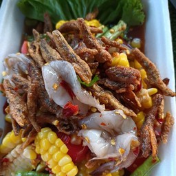 ตำข้าวโพดกุ้งสด+ปลากรอบ(ปลาร้า)