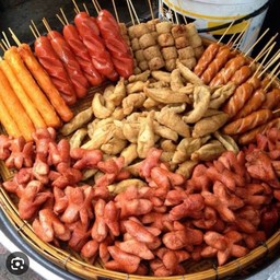 ลูกชิ้นทอด