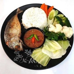 ข้าวน้ำพริกกะปิ+ ปลาทู