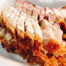 หมูกรอบ ชุดกลาง (กับข้าว)