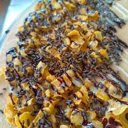 วนิลา+คอนเฟลก+เม็ดช็อค ราดนมช็อค