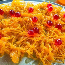 ใบเตย+เยลลี่แดง+ฝอยทอง ( ราดนมข้น)