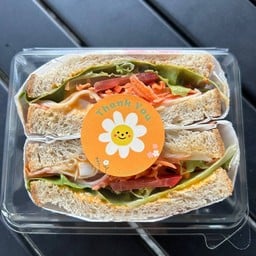 แซนวิชปูอัด+ไข่