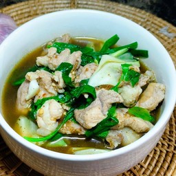 แกงอ่อมหมู
