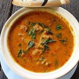 แกงคั่วหอยลายใบชะพลู