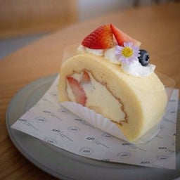 Vanilla Roll Cake