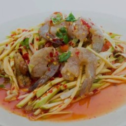 ยำมะม่วงกุ้งสด (กุ้ง3ตัว)
