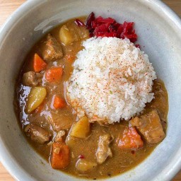 PAPAKi Ya ข้าวแกงกะหรี่ญี่ปุ่น ข้าวหน้าเนื้อ ลาดกระบัง20/3