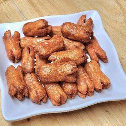 ไส้กรอกคอกเทลทอด (อมส้มแสดเหลืองทอง)