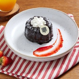 Soft chocolate bundt