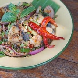 ก้อยหอยเชอรี่