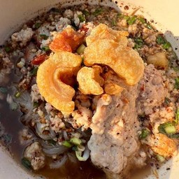 เส้นเล็ก ต้มยำมะนาวหมูสับโบราณ