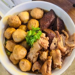 เกาเหลาลูกชิ้นไก่