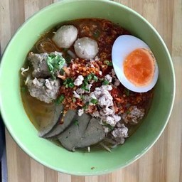 เส้นไวไวหมู ต้มยำ