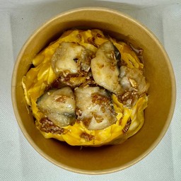 ข้าวไข่ข้น ปลาดอร์รี่ผัดกระเทียม