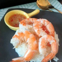 ข้าวกุ้งแกะน้ำจิ้มซีฟู้ด