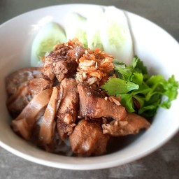 ข้าวหมูตุ๋น