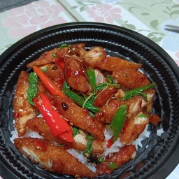 ข้าวกระเพาะไก่ทอด