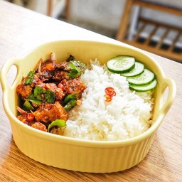 ข้าวไก่แซ่บ
