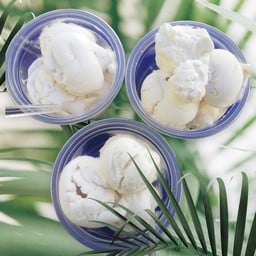 หวานเจี๊ยบ ไอติมกะทิสด