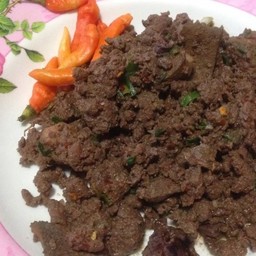 ก้อยเนื้อคั่ว(สุก)