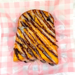 นม + ช็อกโกแลต