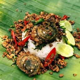 ข้าวห่อบัวตอง