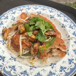 หอยทอดลุงยาวมหาชัยเจ้าเก่า(เฮียอู๋)