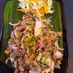 Golden Deer Bistro (อาหารนานาชาติ)