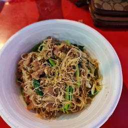 ผัดซีอิ๊ว เส้นหมี่ขาว (ธรรมดา)