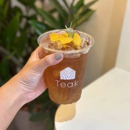 Peach tea (ชาพีช)