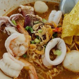ก๋วยเตี๋ยวต้มยำทะเล