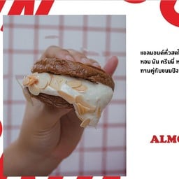 ขนมปังอัลมอนด์