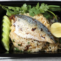 ข้าวปลาทูแม่กลอง ข้าวหมูทอดสูตรคุณย่า