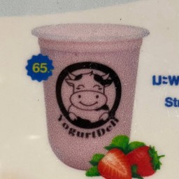 มะพร้าวปั่นสตอเบอรี่ strawberry coconut milkshake