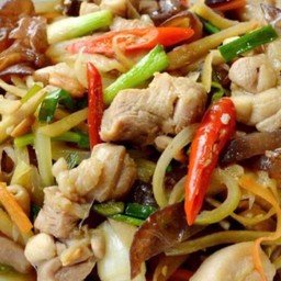 ข้าวหมูผัดพริกขิง