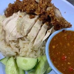 ข้าวมันไก่นายเบิ้ม