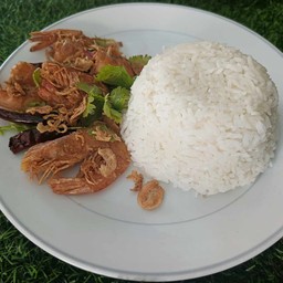 ราดข้าว กุ้งผัดซอสมะขาม