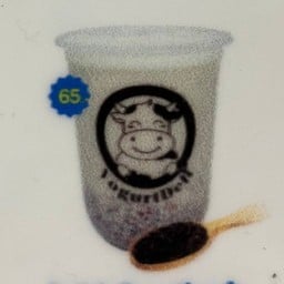 โยเกิร์ตปั่นข้าวเหนียวดำ black sticky rice yogurt