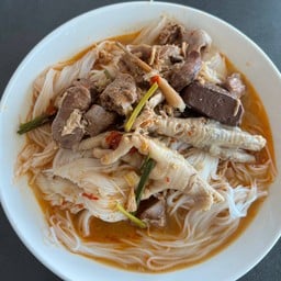 ขนมจีนน้ำยารสเด็ดแม่ลำตวง(ท่านา) สาขาท่านา