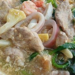 ราดหน้ารวมมิตร