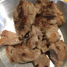 ข้าวกับหมูย่างเกลือ