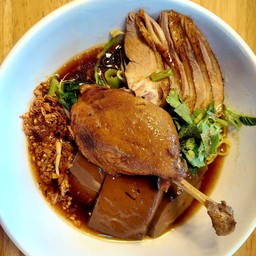 ก๋วยเตี๋ยวเป็ดตุ๋น(พิเศษ)